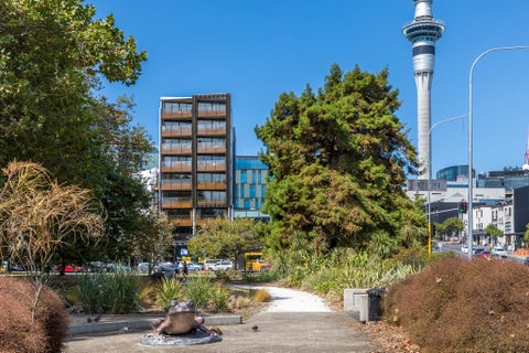 705/6 Dock Street, Auckland Central, Auckland