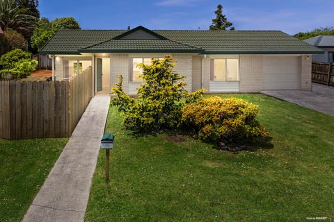 1/5 Clarion Place, Glendene, Auckland