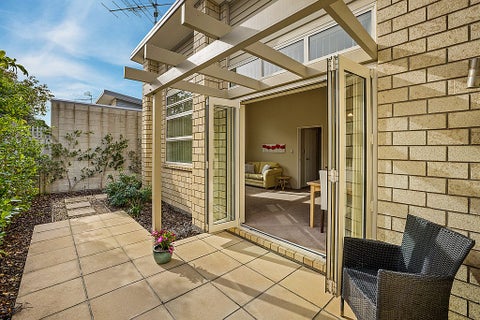 2/43 Main Road, Redcliffs, Christchurch