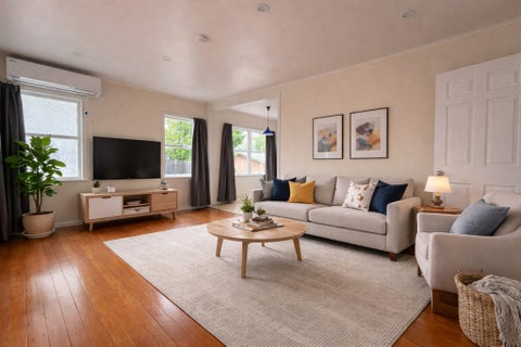 1/8 Quiet Street, Te Atatū South, Auckland