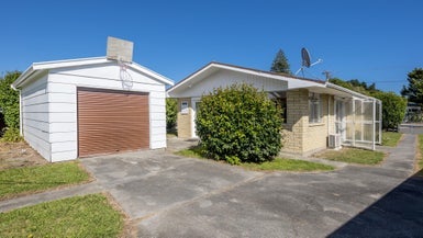 42 Te Rauparaha Street, Otaki