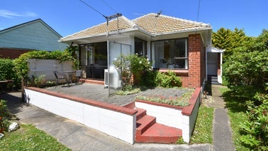 35 Albertson Avenue, Port Chalmers, Dunedin