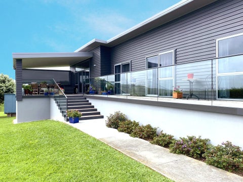 31 Upper Wainui Road, Raglan