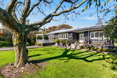 320 Clifton Road, Te Awanga, Te Awanga