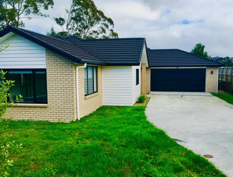 8 Blackwood Crescent, Glenview, Hamilton