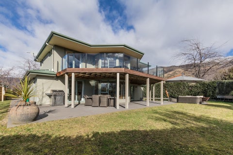 94 Meadowstone Drive, Wanaka