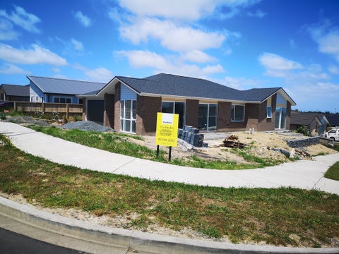33 Twin Parks Rise, Papakura, Papakura