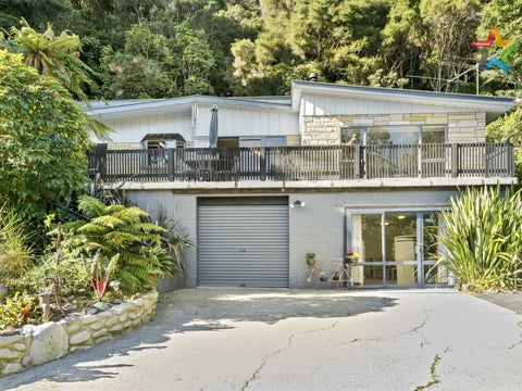12A Bull Avenue, Wainuiomata, Lower Hutt
