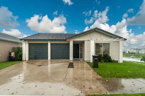 72 Kauri Drive, Takanini, Auckland