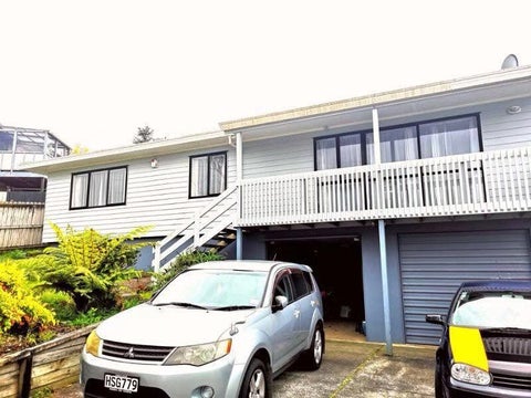 93 Totaravale Drive, Totara Vale, Auckland