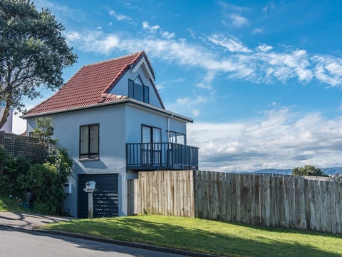 2 Kaikoura Street, Maupuia, Wellington