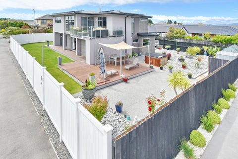 100 Broadhaven Avenue, Parklands, Christchurch