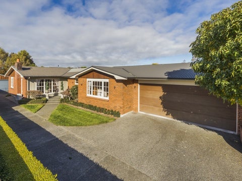 6 Athlone Place, Hokowhitu, Palmerston North