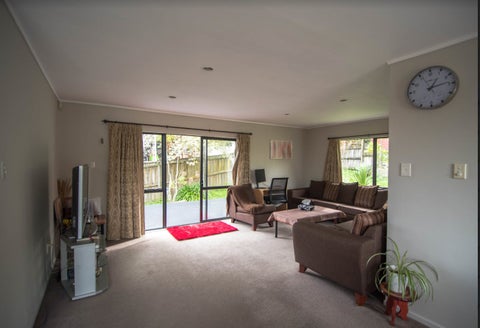 1/18 Atlantis Place, Tōtara Vale, Auckland