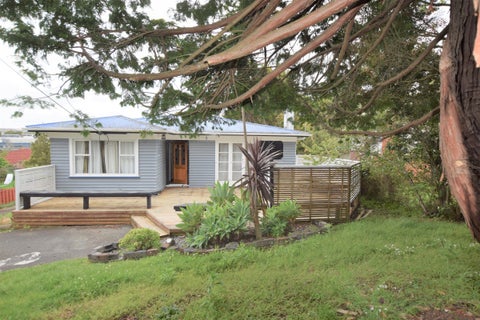 62 Sherwood Avenue, Te Atatu South, Auckland
