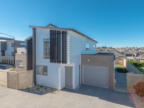 15 Springside Court, Huntington, Hamilton