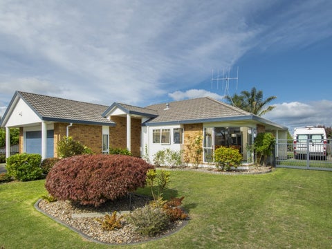 10 Kochia Avenue, Pyes Pa, Tauranga