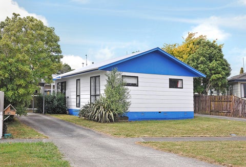 18 Cedar Grove, Highbury, Palmerston North