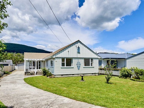 350 Main Road, Tawa, Wellington