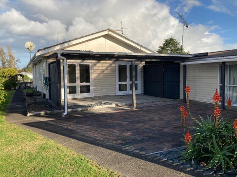 136 Chichester Drive, Rosehill, Papakura