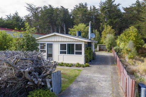 19 Kiwi Avenue, Waikuku Beach, Waikuku Beach