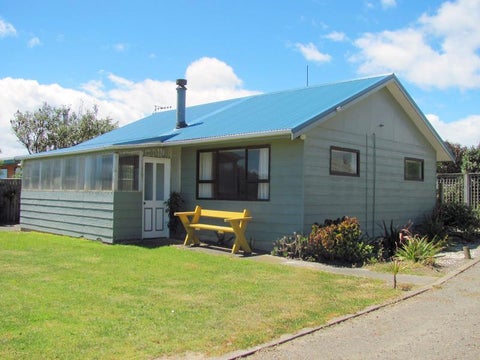 32 Park Avenue, Waitarere Beach, Levin