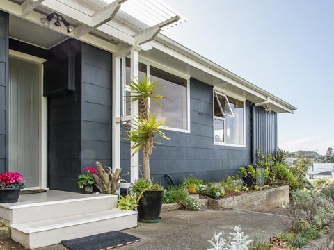 6 Whareroa Road, Raumati South, Paraparaumu