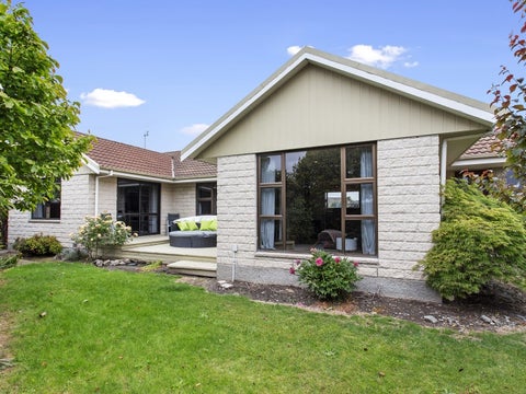 4 Panckhurst Drive, Woodend, Woodend