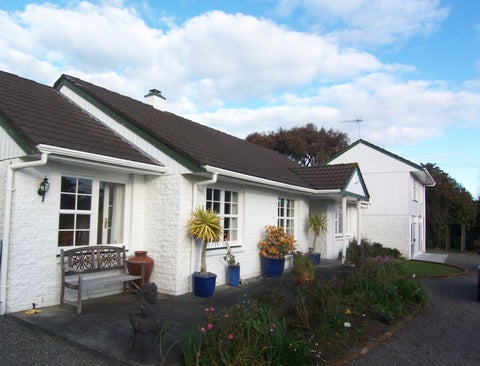 29 Shakespeare Road, Bastia Hill, Whanganui