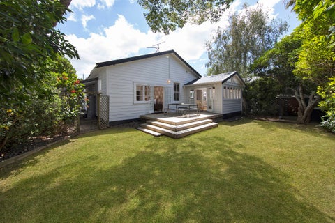 32B Kingsway Avenue, Sandringham, Auckland