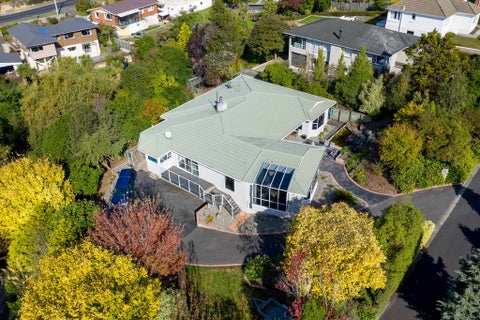 12 Freyberg Road, Fairfield, Dunedin