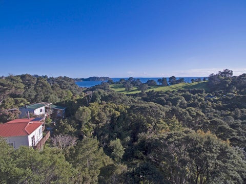 20 Scotts Terrace, Onetangi, Waiheke Island