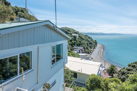 1/15 Kio Road, Hataitai, Wellington
