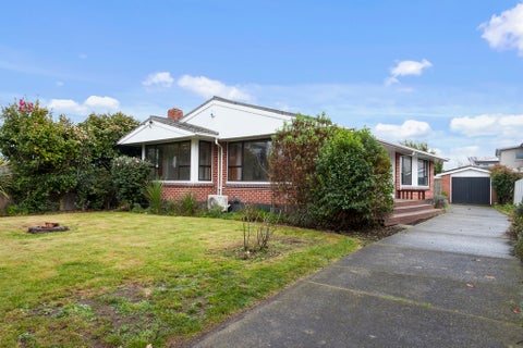195 Greers Road, Bryndwr, Christchurch