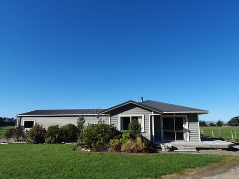 236 Underhill Road, Tauwharenīkau, Tauherenikau