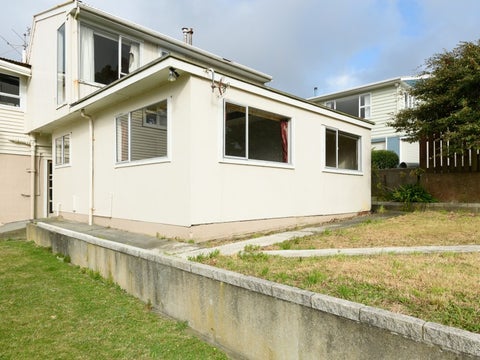 32B Bancroft Terrace, Newlands, Wellington