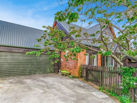 15 Pehi Kupa Street, Waikanae, Waikanae