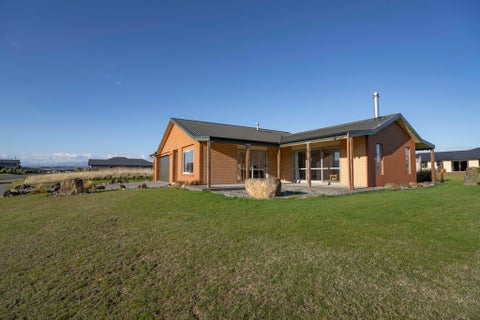 82 Dusky Street, Te Anau, Te Anau