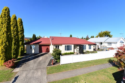 8 Whinfell Lane, Nawton, Hamilton