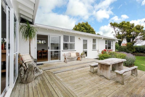 39 Dorset Avenue, Westown, New Plymouth