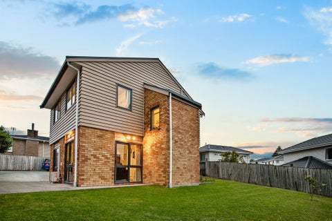 4B Kelkirk Street, Kelston, Auckland