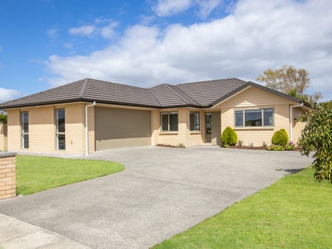 5 Austin Reid Avenue, Carterton