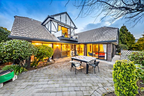 6 Chica Place, Conifer Grove, Takanini
