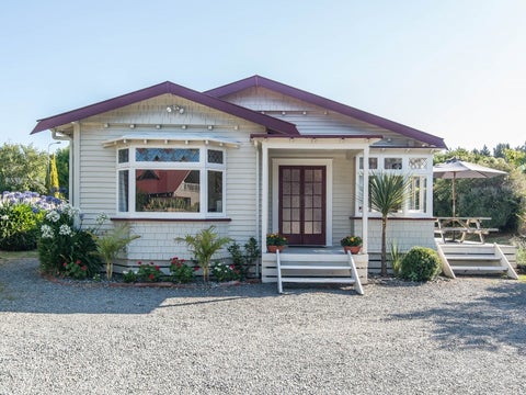 194 Raumati Road, Raumati Beach, Paraparaumu