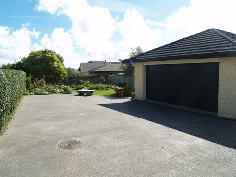 24 Ludlam Way, Otaki