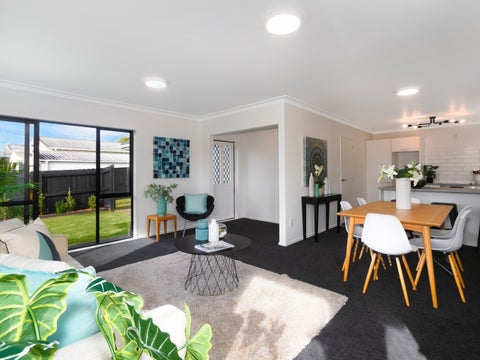 2/3 Mcintyre Road, Mangere Bridge, Auckland