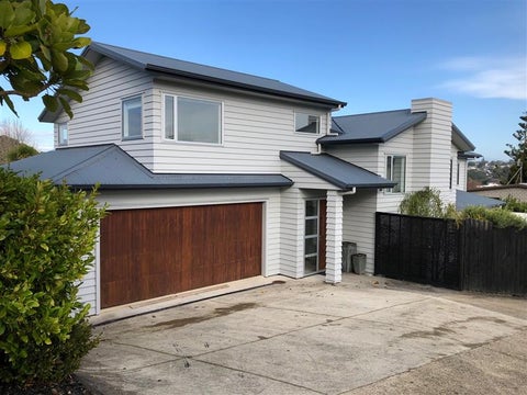 52A Sylvan Avenue, Northcote, Auckland