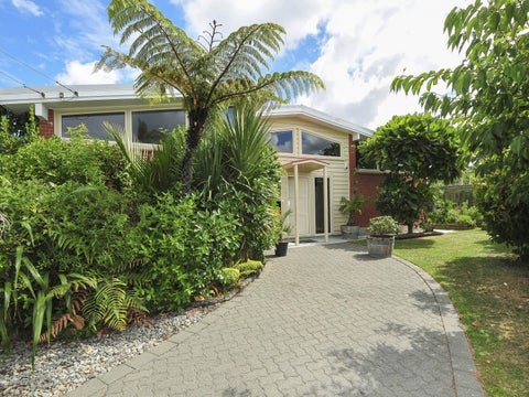 21 Stamford Grove, Avalon, Lower Hutt