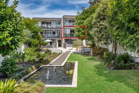 10/0 Frieston Road, Milford, Auckland