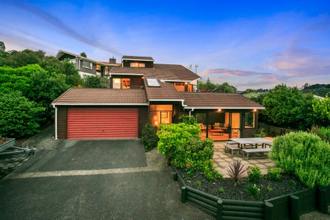 38 Telstar Place, Beach Haven, Auckland